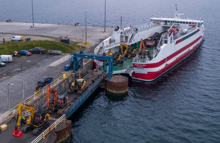 Pentland Ferries - MV PENTALINA CARRIES EXCAVATION EQUIPMENT TO HOY FOR ...